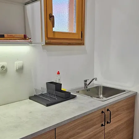 Ica - Hisica V Hribih